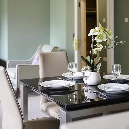 아파트호텔 The Reserve At Muckross Park 4*